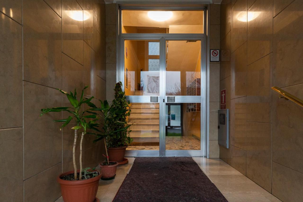 The Wall - Top Floor Apartment Milan Exterior photo